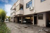 https://images.listonce.com.au/custom/160x/listings/918-lewisham-road-windsor-vic-3181/990/01822990_img_07.jpg?VV-qRN5BroA