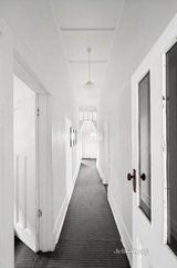 https://images.listonce.com.au/custom/160x/listings/92-de-carle-street-brunswick-vic-3056/752/01691752_img_05.jpg?gx5-b-I_KDg