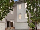 https://images.listonce.com.au/custom/160x/listings/92-esplanade-west-port-melbourne-vic-3207/211/01087211_img_02.jpg?o_zec6ZMDUA