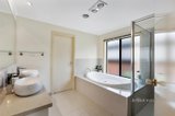 https://images.listonce.com.au/custom/160x/listings/92-herriotts-boulevard-glen-waverley-vic-3150/597/01214597_img_10.jpg?rSgwpTMTxnU