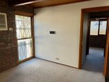 https://images.listonce.com.au/custom/160x/listings/92-iffla-street-south-melbourne-vic-3205/236/01720236_img_07.jpg?fip1ySjYl6c