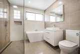 https://images.listonce.com.au/custom/160x/listings/92-mahoneys-road-forest-hill-vic-3131/424/01891424_img_02.jpg?nOWm4t0EmFQ