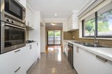 https://images.listonce.com.au/custom/160x/listings/92-mahoneys-road-forest-hill-vic-3131/424/01891424_img_04.jpg?NbYmPLTGWrk