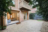 https://images.listonce.com.au/custom/160x/listings/92-manningham-street-parkville-vic-3052/795/01767795_img_05.jpg?Vbbzb2Bx3E4