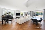 https://images.listonce.com.au/custom/160x/listings/92-parkhill-road-kew-vic-3101/436/01826436_img_03.jpg?9tL6hgmfCFs