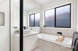 https://images.listonce.com.au/custom/160x/listings/92-willoby-drive-alfredton-vic-3350/621/01848621_img_05.jpg?q0qXzer-Pg0