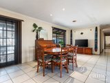 https://images.listonce.com.au/custom/160x/listings/922-smythesdale-snake-valley-road-snake-valley-vic-3351/719/01576719_img_03.jpg?oag5Ts7owjc