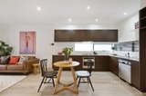 https://images.listonce.com.au/custom/160x/listings/9231-glen-huntly-road-elsternwick-vic-3185/398/01048398_img_01.jpg?1KfNnEc-jgc