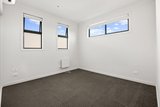 https://images.listonce.com.au/custom/160x/listings/9237-dunns-road-mornington-vic-3931/920/01720920_img_03.jpg?NJtd_axaZZY