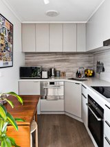 https://images.listonce.com.au/custom/160x/listings/9239-rathmines-street-fairfield-vic-3078/046/00967046_img_04.jpg?D20eyvAozqc