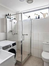 https://images.listonce.com.au/custom/160x/listings/9239-rathmines-street-fairfield-vic-3078/046/00967046_img_07.jpg?ptl46CUzkoU