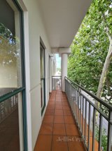 https://images.listonce.com.au/custom/160x/listings/92682-nicholson-street-fitzroy-north-vic-3068/243/01612243_img_02.jpg?fIt_QCKumbU