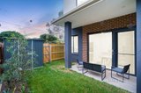 https://images.listonce.com.au/custom/160x/listings/92c-osborne-avenue-mount-waverley-vic-3149/083/01058083_img_11.jpg?Dfc1dYvBPGs