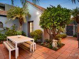 https://images.listonce.com.au/custom/160x/listings/93-armstrong-street-middle-park-vic-3206/092/01090092_img_07.jpg?CtP4gNWsf1g