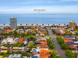 https://images.listonce.com.au/custom/160x/listings/93-harold-street-middle-park-vic-3206/153/01090153_img_08.jpg?hBhPw13Uwgc
