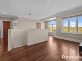 https://images.listonce.com.au/custom/160x/listings/93-killara-road-gruyere-vic-3770/059/01526059_img_21.jpg?_pS8B1q1fCk