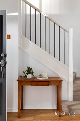 https://images.listonce.com.au/custom/160x/listings/93-plenty-lane-greensborough-vic-3088/654/01815654_img_05.jpg?rid-doEwKgI