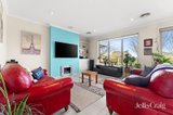 https://images.listonce.com.au/custom/160x/listings/93-sweeney-road-miners-rest-vic-3352/605/01947605_img_15.jpg?rNeDhPw83SM