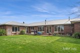 https://images.listonce.com.au/custom/160x/listings/93-sweeney-road-miners-rest-vic-3352/605/01947605_img_20.jpg?BnuWg_YqcrY