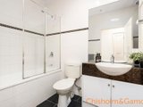 https://images.listonce.com.au/custom/160x/listings/930-32-broadway-elwood-vic-3184/202/01794202_img_04.jpg?hTeKf8bhXvc