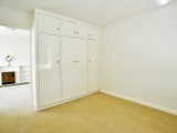 https://images.listonce.com.au/custom/160x/listings/930-bryant-street-flemington-vic-3031/477/01633477_img_05.jpg?bEJ_a6SWoTw