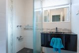 https://images.listonce.com.au/custom/160x/listings/9307-riversdale-road-hawthorn-vic-3122/900/01769900_img_05.jpg?4GvxG8Y1H6c