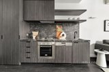 https://images.listonce.com.au/custom/160x/listings/933-blackwood-street-north-melbourne-vic-3051/794/01549794_img_03.jpg?QLWg0uJ-Jvo