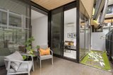 https://images.listonce.com.au/custom/160x/listings/933-blackwood-street-north-melbourne-vic-3051/794/01549794_img_07.jpg?nIyqXvjJO5M