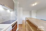 https://images.listonce.com.au/custom/160x/listings/934-mathoura-road-toorak-vic-3142/624/01913624_img_06.jpg?Psg2MxCp5Ws