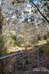 https://images.listonce.com.au/custom/160x/listings/935-park-crescent-fairfield-vic-3078/603/01739603_img_11.jpg?ysjLCSmOj2E