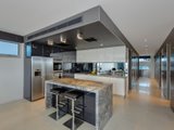 https://images.listonce.com.au/custom/160x/listings/9355-burwood-highway-burwood-vic-3125/801/01743801_img_02.jpg?FXGN8fc96LM