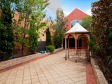 https://images.listonce.com.au/custom/160x/listings/94-bridport-street-albert-park-vic-3206/354/01087354_img_02.jpg?TmrjN7uvh2U