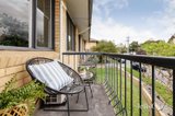 https://images.listonce.com.au/custom/160x/listings/94-brookfield-court-hawthorn-east-vic-3123/937/01984937_img_06.jpg?0hTUihnlSeY