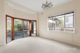 https://images.listonce.com.au/custom/160x/listings/94-disraeli-street-kew-vic-3101/897/01948897_img_06.jpg?sbn_sD9At0w