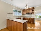 https://images.listonce.com.au/custom/160x/listings/94-rolling-hills-road-chirnside-park-vic-3116/702/01525702_img_06.jpg?FVTBwdo-s6c