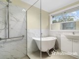 https://images.listonce.com.au/custom/160x/listings/94-rolling-hills-road-chirnside-park-vic-3116/702/01525702_img_11.jpg?xMN7xKwcyfE