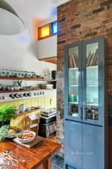 https://images.listonce.com.au/custom/160x/listings/94-tinning-street-brunswick-vic-3056/548/01677548_img_14.jpg?Mz6N6IXCGL0