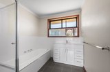 https://images.listonce.com.au/custom/160x/listings/94-tunstall-road-donvale-vic-3111/810/01926810_img_06.jpg?Gx2E2uKnc0A