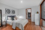 https://images.listonce.com.au/custom/160x/listings/94-valonia-drive-eltham-vic-3095/274/01349274_img_08.jpg?uLWBuv2h_eU