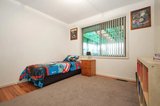 https://images.listonce.com.au/custom/160x/listings/94-winyard-drive-mooroolbark-vic-3138/072/01936072_img_04.jpg?49-h7IHiPj0