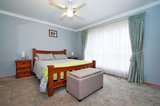 https://images.listonce.com.au/custom/160x/listings/94-winyard-drive-mooroolbark-vic-3138/072/01936072_img_05.jpg?WKXQ1YpMB3g