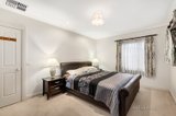 https://images.listonce.com.au/custom/160x/listings/9415-doncaster-road-doncaster-vic-3108/216/00655216_img_05.jpg?JkZWdxVtsE8