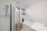 https://images.listonce.com.au/custom/160x/listings/9416-dorset-road-croydon-vic-3136/125/01933125_img_09.jpg?70Dtyjg5oJc