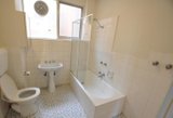 https://images.listonce.com.au/custom/160x/listings/9425-toorak-road-toorak-vic-3142/912/01815912_img_03.jpg?mW7tY-Raq_U