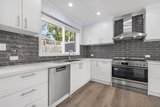 https://images.listonce.com.au/custom/160x/listings/9439-waverley-road-mount-waverley-vic-3149/926/01929926_img_03.jpg?y0a0F7hm-aA