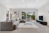 https://images.listonce.com.au/custom/160x/listings/948-lusher-road-croydon-vic-3136/010/01871010_img_02.jpg?F0NNpZUP9eM