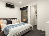 https://images.listonce.com.au/custom/160x/listings/95-albert-street-port-melbourne-vic-3207/127/01090127_img_09.jpg?EpvhmgaXgaY