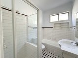 https://images.listonce.com.au/custom/160x/listings/95-beaconsfield-parade-northcote-vic-3070/736/01568736_img_05.jpg?lTWaBm8QTPw