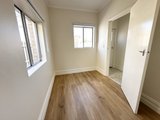 https://images.listonce.com.au/custom/160x/listings/95-beaconsfield-parade-northcote-vic-3070/736/01568736_img_08.jpg?GaGfvF7W-S8