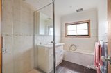 https://images.listonce.com.au/custom/160x/listings/95-bellevue-avenue-rosanna-vic-3084/844/01768844_img_20.jpg?pdNOO4rRCl4